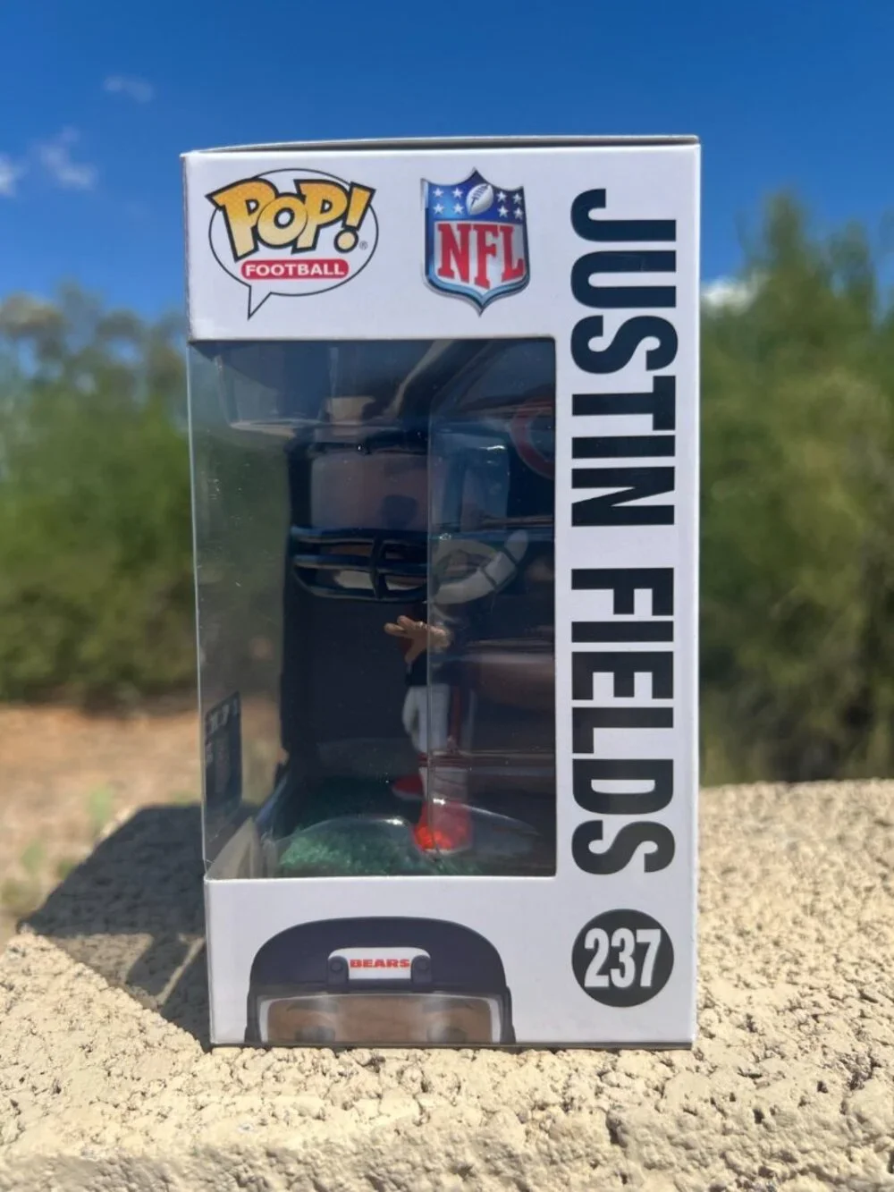 Funko Pop Football - Bears - Justin Fields (#237, NEW)